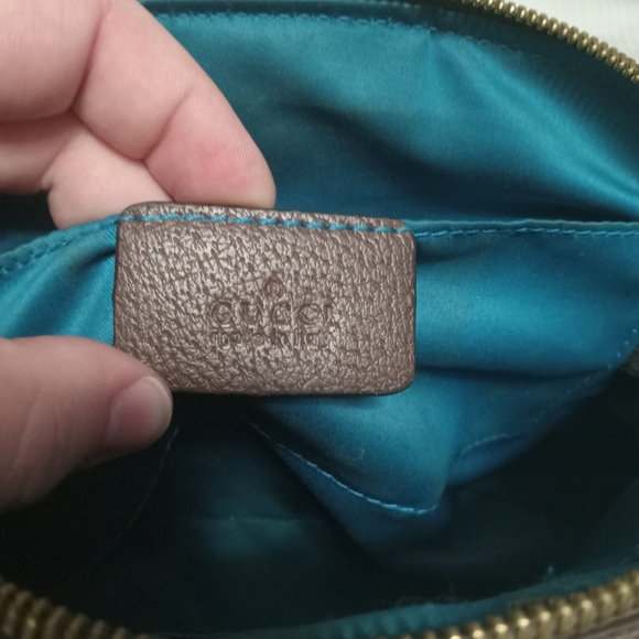 AUTHENTIC Gucci Brown Crossbody - Picture 2 of 6